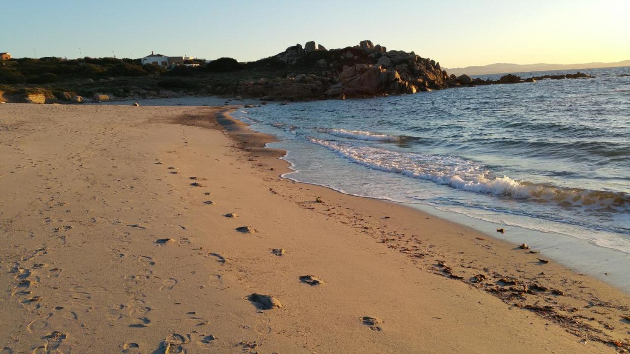 Residence Frontemare Santa Teresa Gallura Kültér fotó